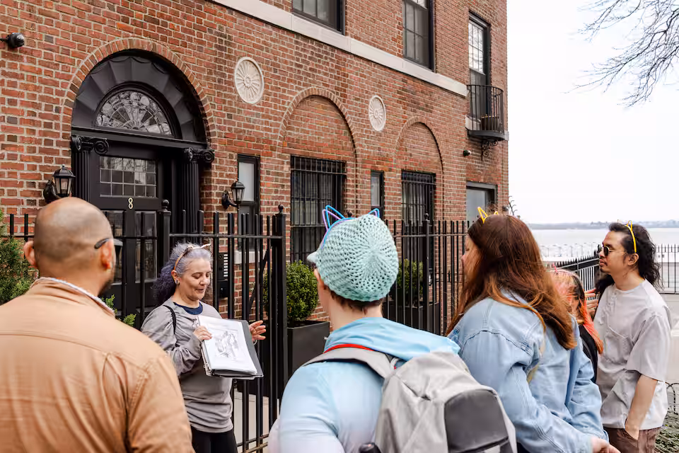 A Cats About Town tour group at the Brooklyn Heights waterfront